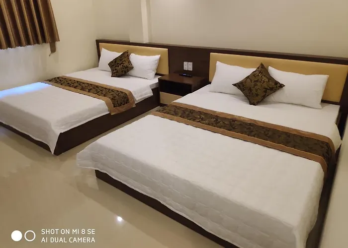 Ngọc Anh 3*