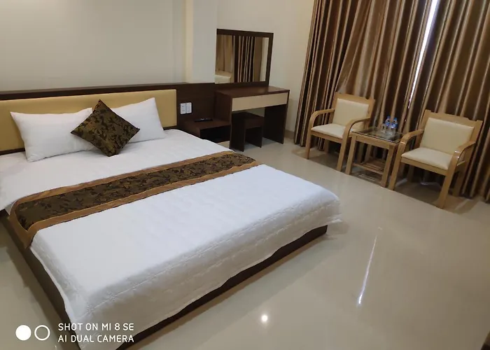 Khách sạn hẻo lánh Ngọc Anh Hạ Long